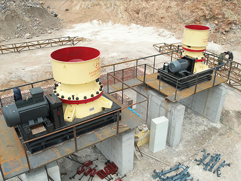 300 吨鹅卵石破碎制砂生产线 (2) 